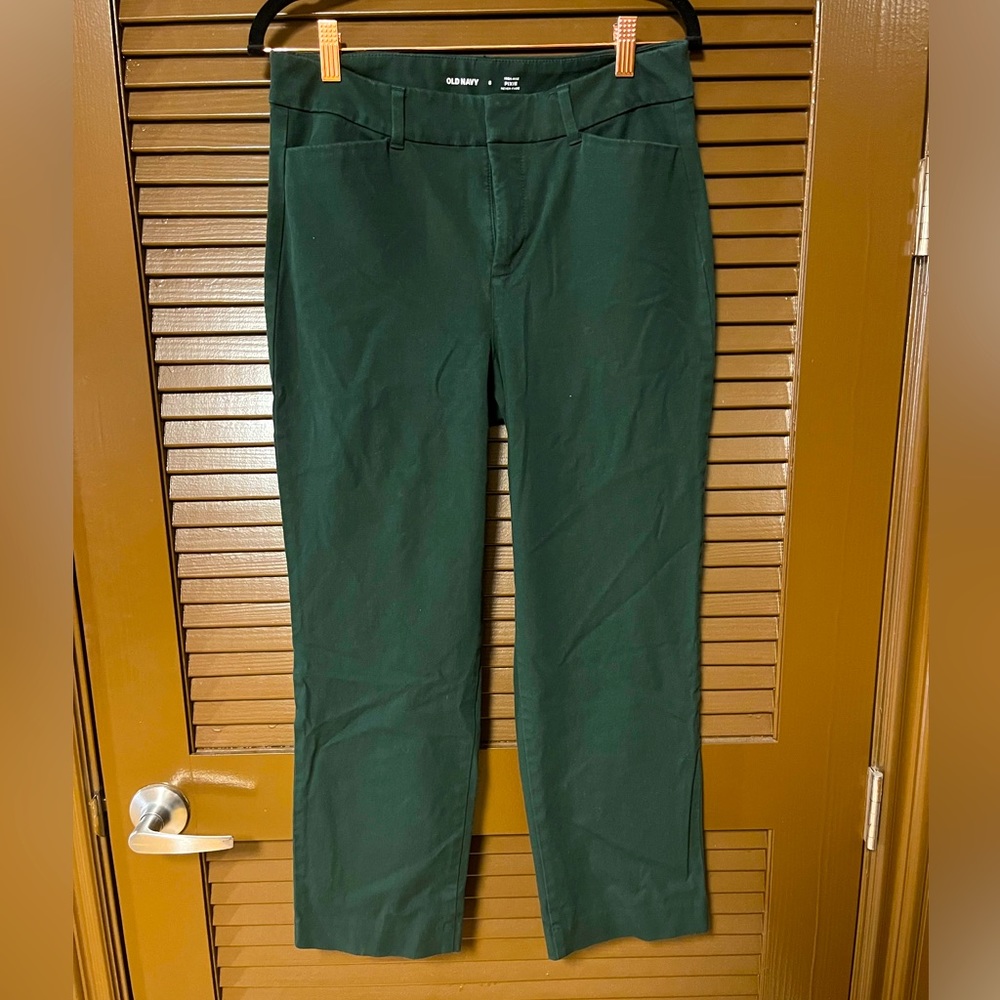 Old Navy Forest Green Straight Leg High Rise Pixie Pants